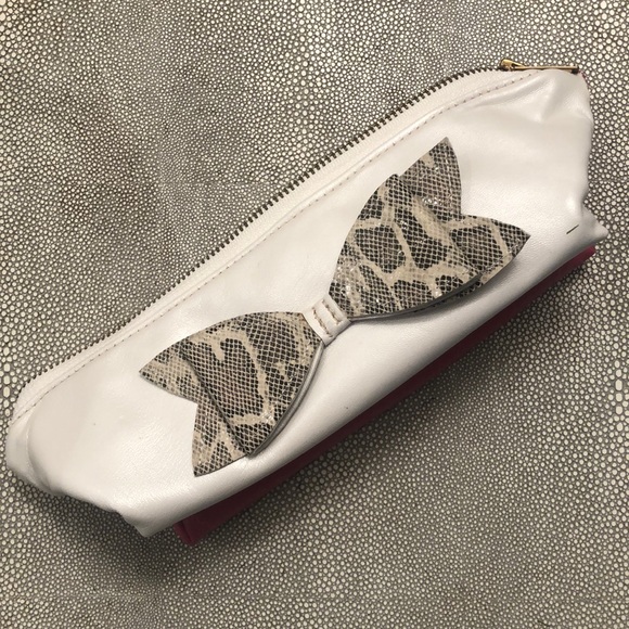 Make up Bag Authentic Leather Pink Ostrich Leather print,...